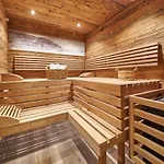 木屋 Panorama By We Rent, Jokercard Included